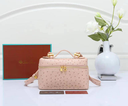 Loro Piana
85 dhs🪙💕

with box
🎁🎁🎁

Zain90
♥️♥️♥️