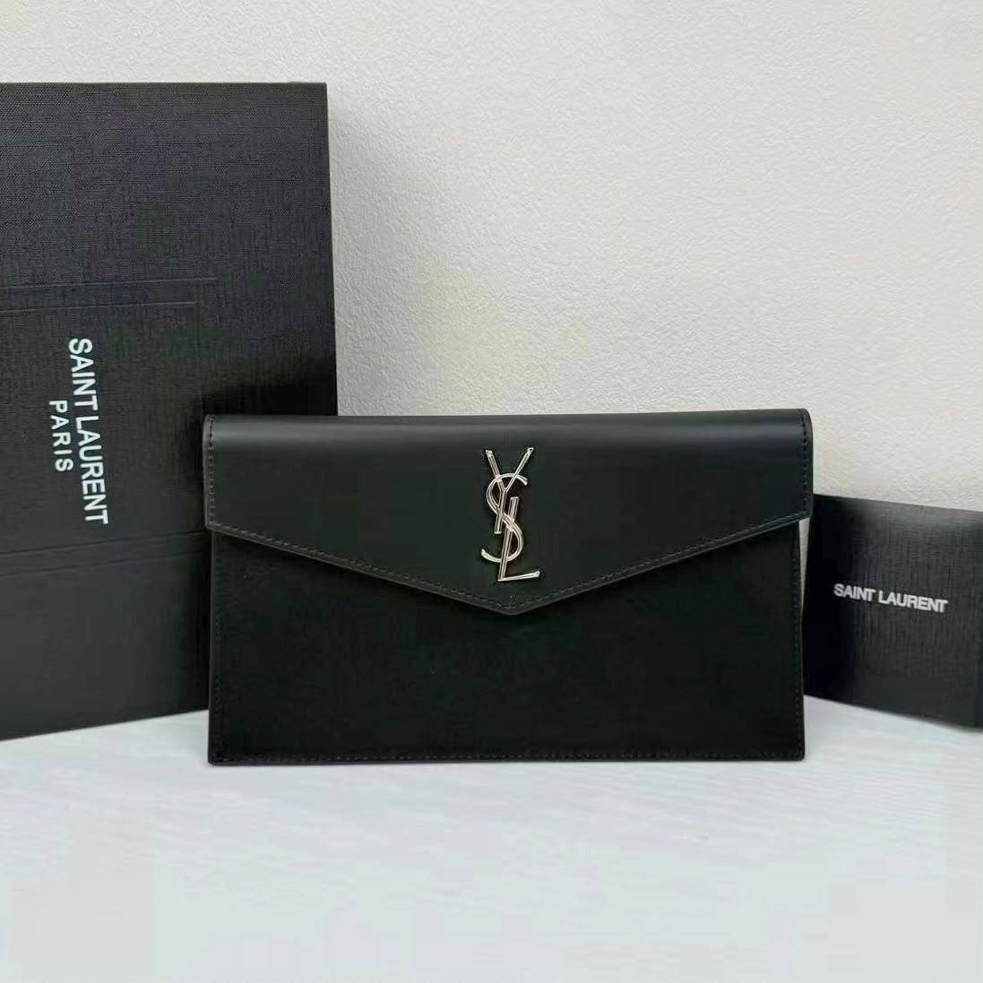 YSL 
COPY ONE 
WITH BOX 
190 dhs🇦🇪🇦🇪

Zain295
♥️♥️♥️