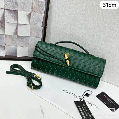 Bottega Veneta
1️⃣ First quality + 🎁
Size : 31 ~ 21 cm
100 dhs✅
with box 🎁

Zain115
♥️♥️♥️