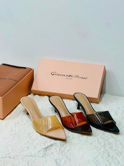 GIAMITO ROSSI 
𝐇𝐢𝐠𝐡 𝐪𝐮𝐚𝐥𝐢𝐭𝐲💯 
𝐒𝐢𝐳𝐞 36-41
110 dhs✅

Zain21
♥️♥️♥️