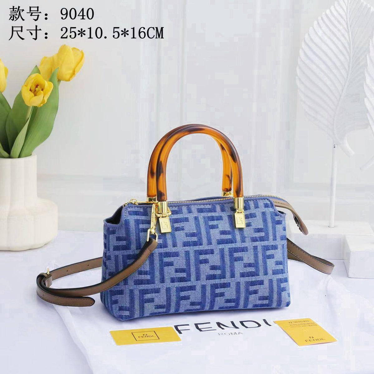 FENDI 

NEW CAME 
GOOD QUALITY 
WITH BOX 
100 dhs🇦🇪🇦🇪

Zain295
♥️♥️♥️