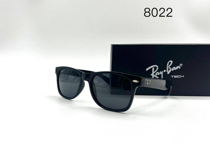 Ray Ban
Sunglasses 🕶️ 
Good quality 💯 
Master box 🗃️ 
50 dhs🗽

Zain273
♥️♥️♥️
