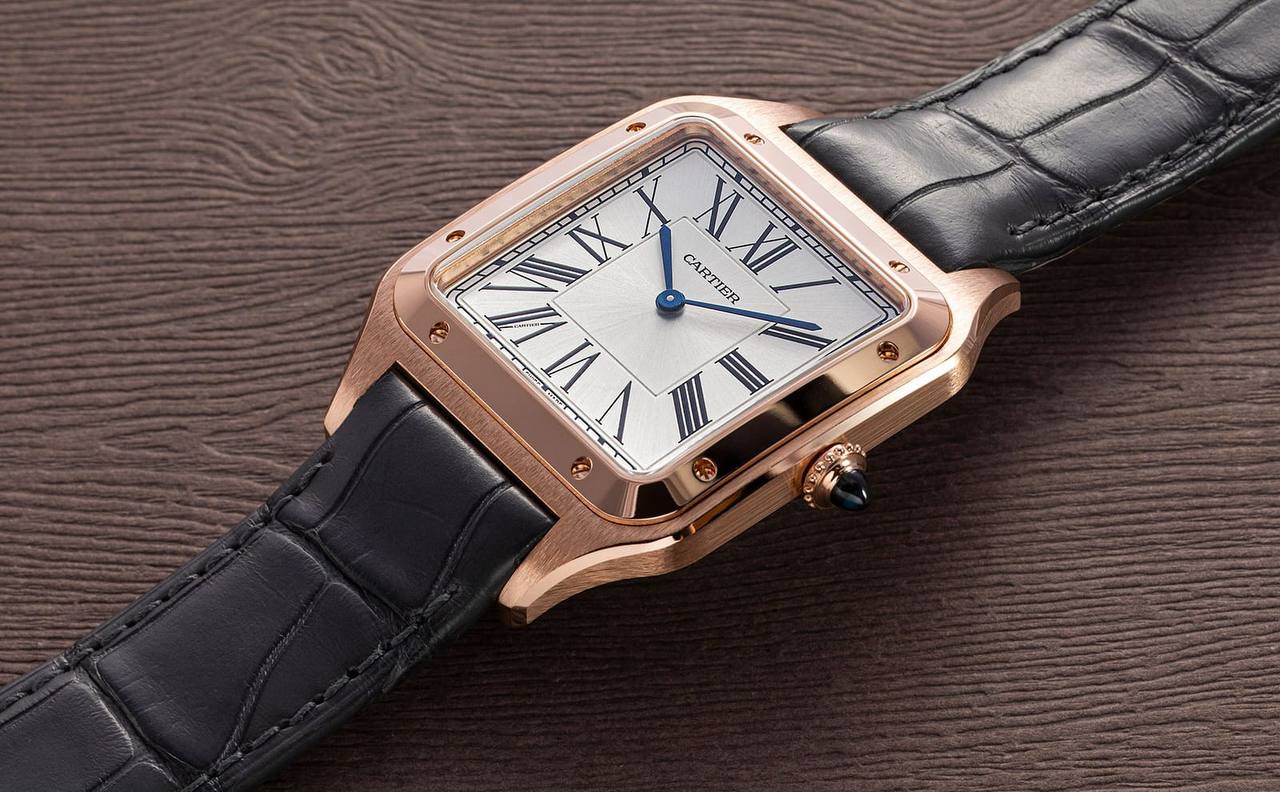 Cartier watch for unsix good quality 
230 dhs💓
 (size 38mm)

Zain59
♥️♥️♥️