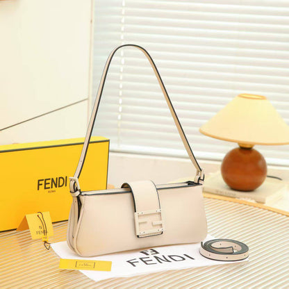 FENDI 
GOOD QUALITY 🔥
90 dhs🌺

WITH BOX 📦 
🎁🎁🎁

Zain28
♥️♥️♥️