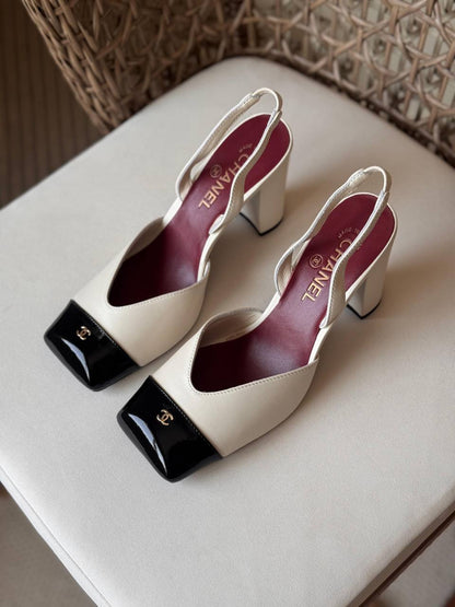 CHANEL 🤍
🤩Available new 😍😍
Size: 36 to 41
Super master quality
490 dhs✅

Zain198
♥️♥️♥️