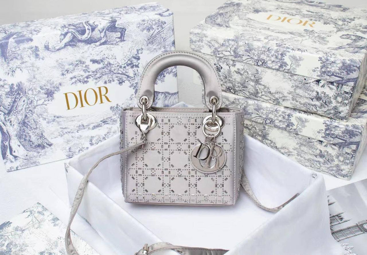 Dior

For Price 👇 WhatsApp✅
0568585901 
0507557372
0552275751 Owner Zain 👌

Zain192
♥️♥️♥️