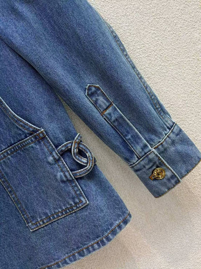 CHANEL NEW
✨VIP QUALITY 😍✨ 
Size : S-M-L-XL
480 dhs🇦🇪🇦🇪

Zain287
♥️♥️♥️
