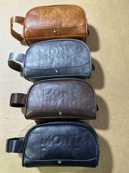 Pouch 
35 dhs🪙🌨️

Zain235
♥️♥️♥️