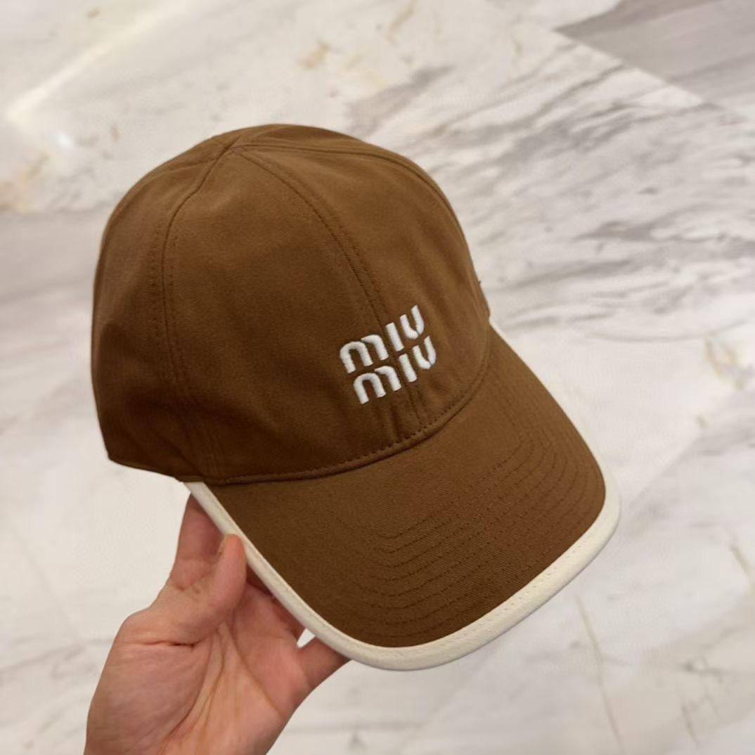 CAP

*MASTER QUALITY*

170 dhs✅

Zain202
♥️♥️♥️