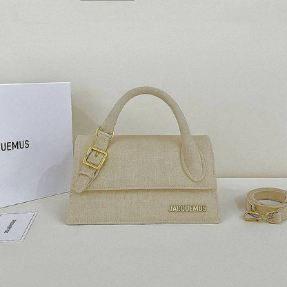 JACQUEMUS 

RESTOCK 
GOOD QUALITY 

WITH BOX 
100 dhs🇦🇪🇦🇪

SIZE: 20cm

Zain39
♥️♥️♥️