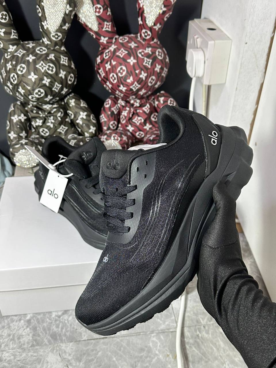 ALO RUNNER ‘Black’🖤
36-45 AVAILABLE 🤩
190 dhs✅

Zain242
♥️♥️♥️