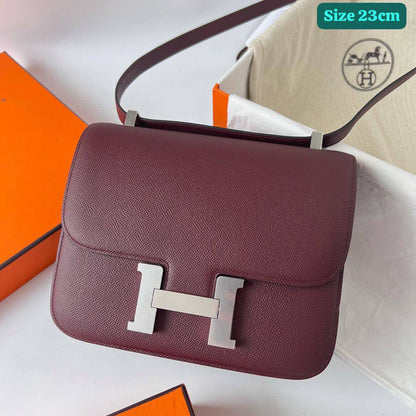 Hermes

Good quality 

with box🎁🎁🎁

100 dhs💓

Zain186
♥️♥️♥️