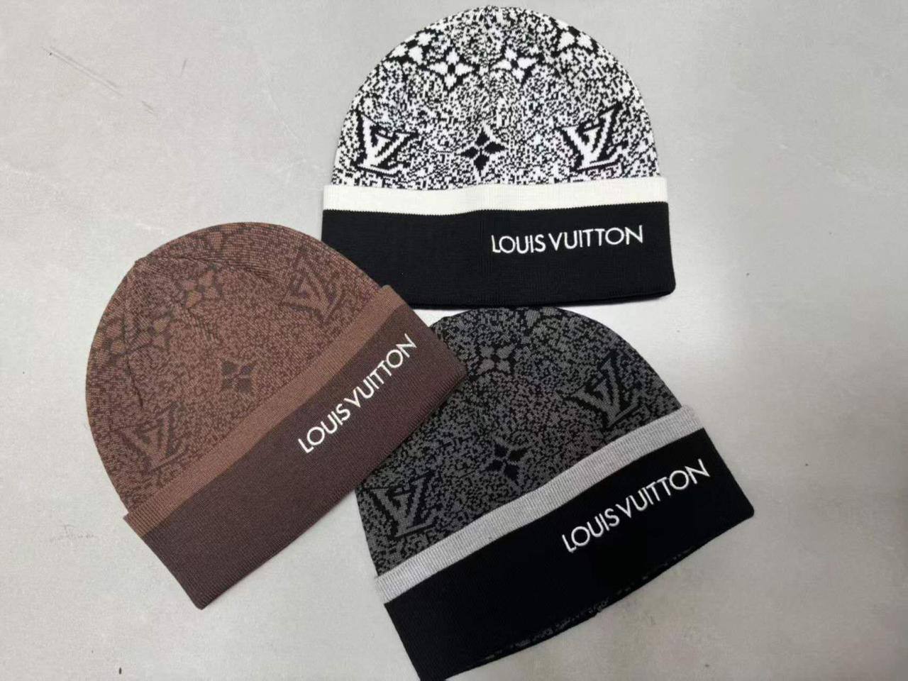 NEW CAME 
WINTER CAP 
45 dhs🪙💚

Zain40
♥️♥️♥️