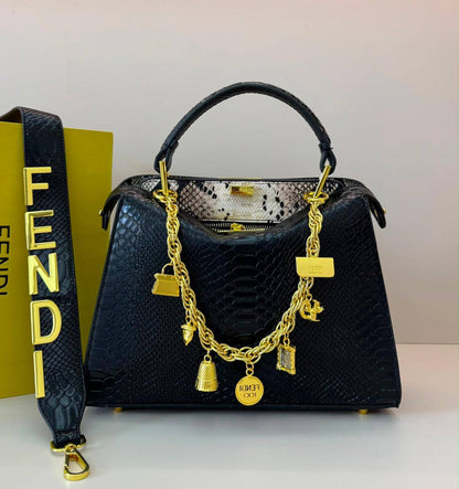 FENDI 
COPY ONE 
190 dhs🇦🇪🇦🇪

Zain295
♥️♥️♥️