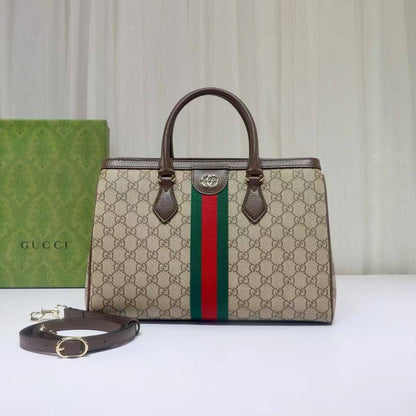 Gucci 🙋🏻💕
Master
 26cm 🫶🏼 320 dhs✅
34cm🫶🏼 340 dhs✅

Zain297
♥️♥️♥️