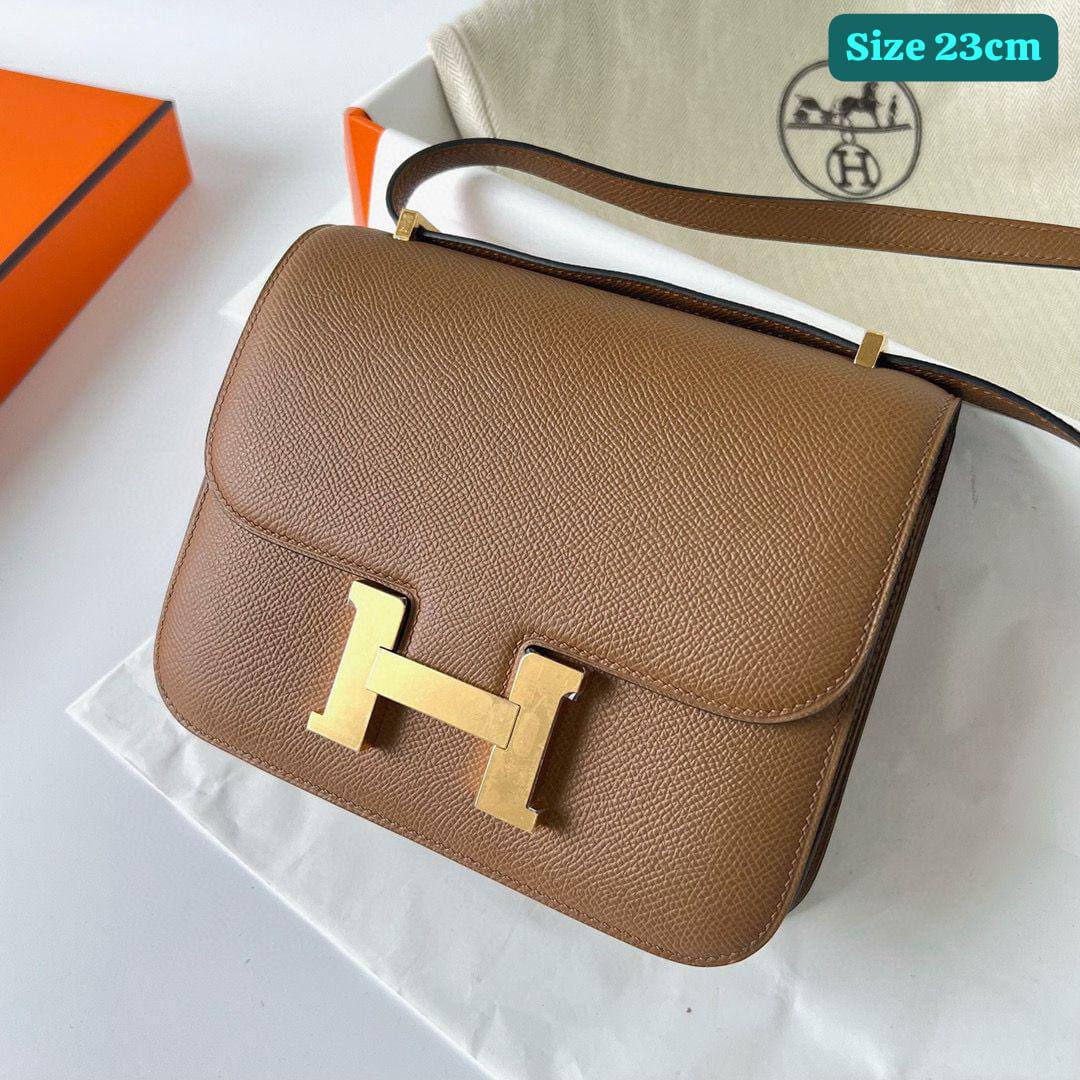 Hermes

Good quality 

with box🎁🎁🎁

100 dhs💓

Zain186
♥️♥️♥️
