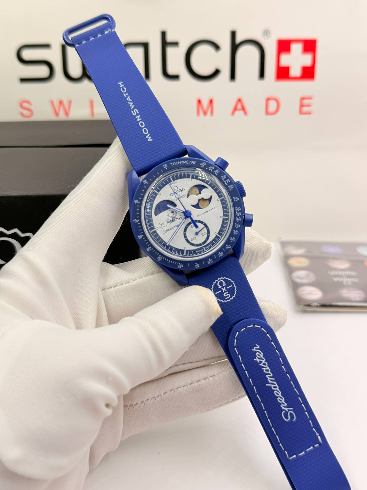 Moon swatch 

with original box 
85 dhs🇦🇪🇦🇪

Zain85 
♥️♥️♥️