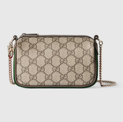 GUCCI 
NEW CAME  GOOD QUALITY 
WITH BOX 
🎁🎁🎁

100 dhs✅

Zain39
♥️♥️♥️