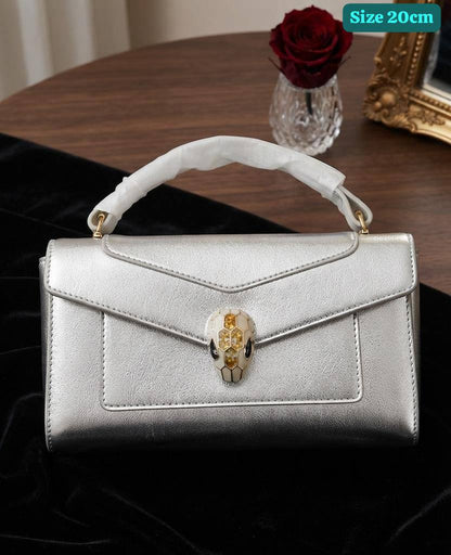 Bvlgari
120 dhs🇦🇪🇦🇪

Zain186
♥️♥️♥️