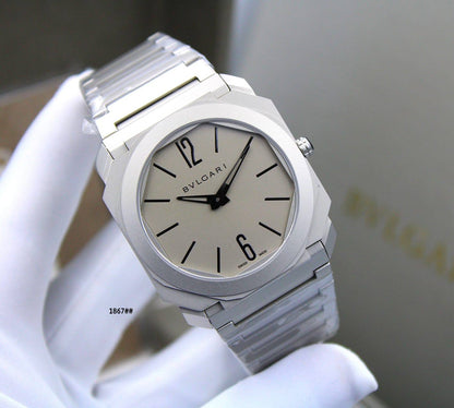 BVLGARI OCTO FINISSIMO
*FOR MEN 40 MM*
*ULTRA THIN QUARTZ*
350 dhs✅

Zain304
♥️♥️♥️