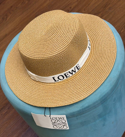 LOEWE HATS

240 dhs🇦🇪🇦🇪

Zain328
♥️♥️♥️