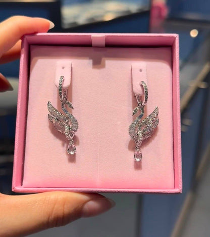 SWAROVSKI 
Necklace 💥
Earring ✨
Master quality 💯
With normal boxes 🗃️ 
115 dhs🇦🇪🇦🇪


With master box 📦 
145 dhs🇦🇪🇦🇪

Zain216
♥️♥️♥️
