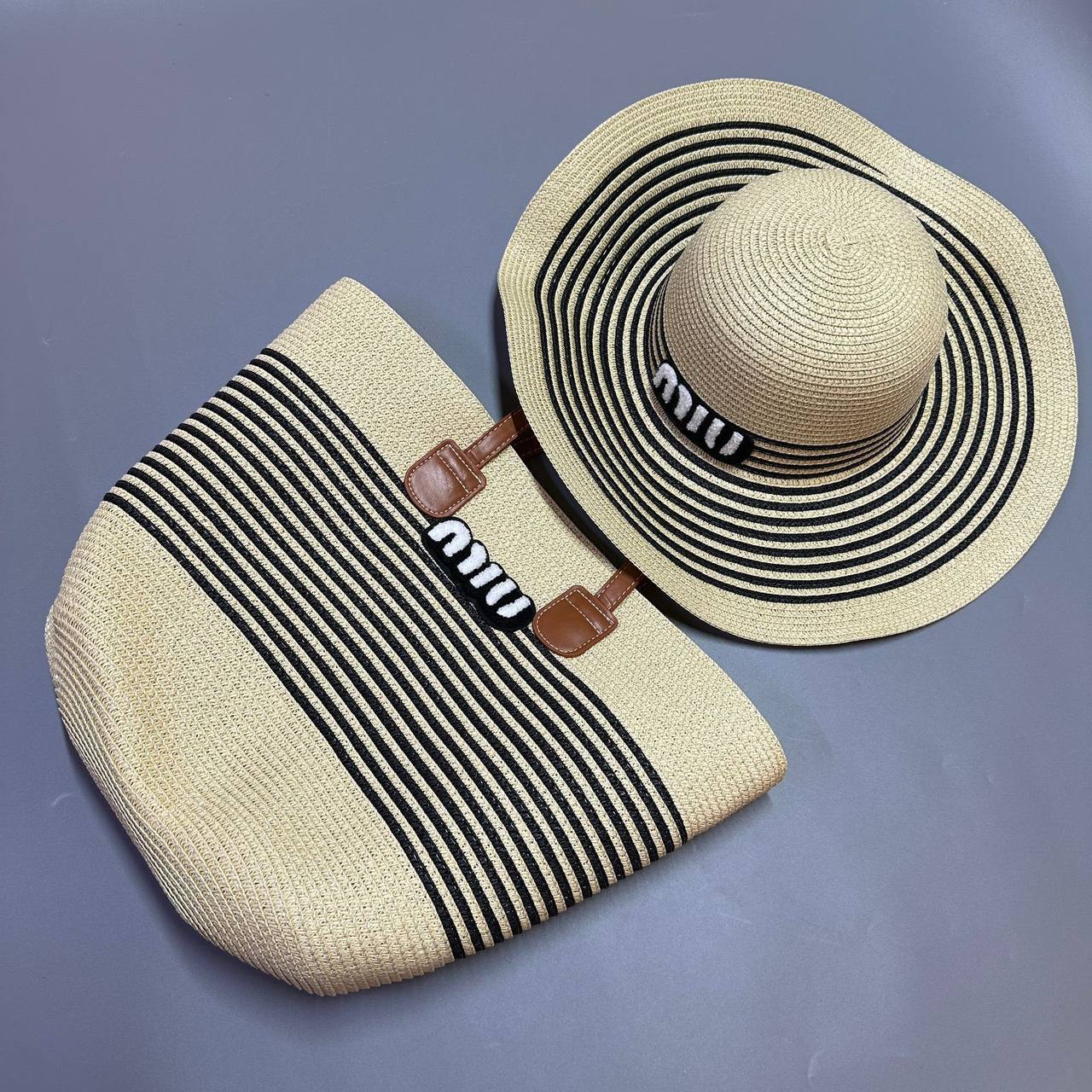 BEACH BAG NEW CAME ,

GOOD QUALITY ,

BAG AND 
HAT ONE SET 

90 DHS🇦🇪🇦🇪🇦🇪

Zain295
♥️♥️♥️