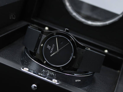 HUBLOT FOR MEN AUTOMATIC 41MM

220 dhs✅

Zain58
♥️♥️♥️