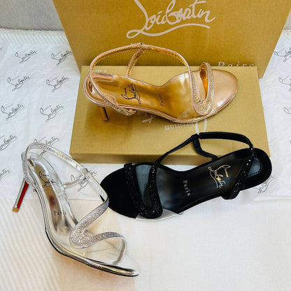 Christian Louboutin 
Size  36-41 
140 dhs💓

Zain88
♥️♥️♥️