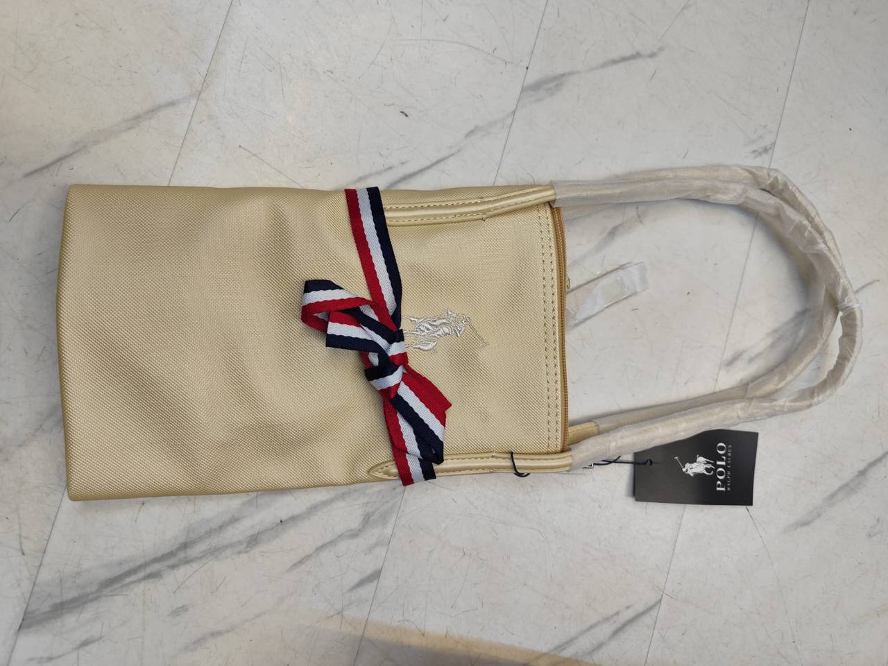 Polo 
42 cm 
50 dhs✅

Zain168
♥️♥️♥️