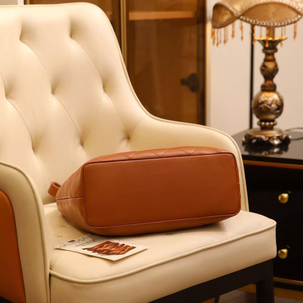 Chanel
95 dhs✅

Zain143
♥️♥️♥️
