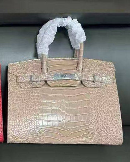 Hermes
25cm 100 dhs🇦🇪 
30cm 115 dhs🇦🇪

Zain143
♥️♥️♥️