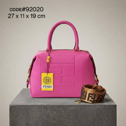 FENDI ғғ ᴄᴜʙᴇ ʙᴀɢ
ᴍᴀᴛᴛᴇ ʟᴇᴀᴛʜᴇʀ ᴍᴀᴛᴇʀɪᴀʟ
ᴄᴀɴᴠᴀs ᴍᴀᴛᴇʀɪᴀʟ
ɢᴏʟᴅ ʜᴀʀᴅᴡᴀʀᴇ
ᴡɪᴛʜ ʟᴏɴɢ sᴛʀᴀᴘ
sɪᴢᴇ : 27 cm

90 dhs✅

Zain31
♥️♥️♥️
