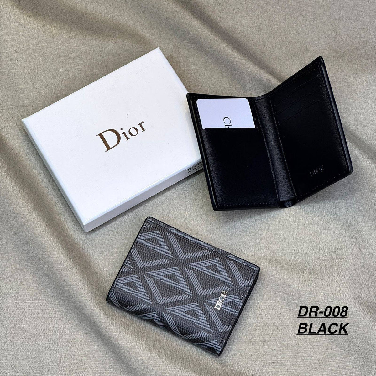 Wallets

Dior
Mont blanc
Fendi
Goyard
LV
Cartier
D&G

70 dhs🇦🇪🇦🇪

Zain182
♥️♥️♥️