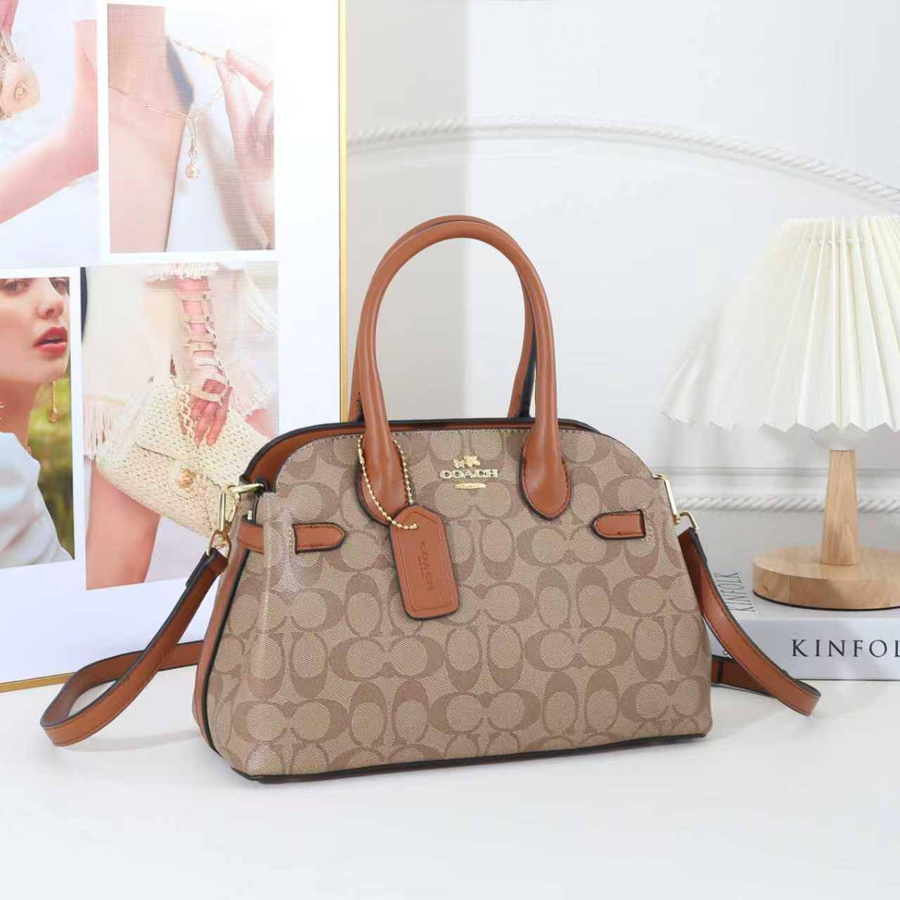 COACH 
GOOD QUALITY 
110 dhs🇦🇪🇦🇪

Zain295
♥️♥️♥️