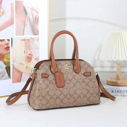 COACH 
GOOD QUALITY 
110 dhs🇦🇪🇦🇪

Zain295
♥️♥️♥️