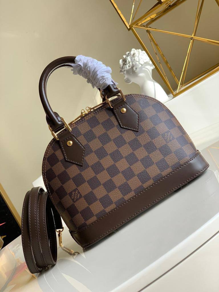 LV ALMA RESTOCK 
GOOD QUALITY 🌹
90 dhs🪙💕
WITH BOX 📦

Zain28
♥️♥️♥️