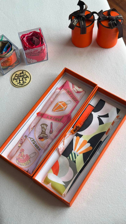 Hermes 
*Twilly Scarf* 
*With orginal packing*  🎁
250 dhs🇦🇪🇦🇪
*VIP QUALITY*

Zain280
♥️♥️♥️