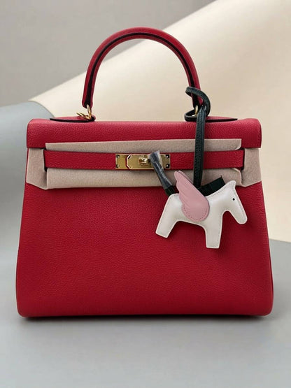 Hermes Kelly 

28CM

Super master quality 
Available ✨💕💕

With full packing 📦🎀

For Price 👇 WhatsApp✅
0568585901 
0507557372
0552275751 Owner Zain 👌

Zain252
♥️♥️♥️
