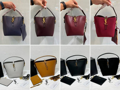 YSL
95 dhs💓

with box
🎁🎁🎁

size 25×13×19cm

Zain42
♥️♥️♥️