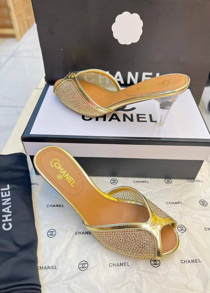 OFFER 
Discount
140 dhs🪙🖤
SIZE 36-41 available
Limit Stock

Zain88
♥️♥️♥️