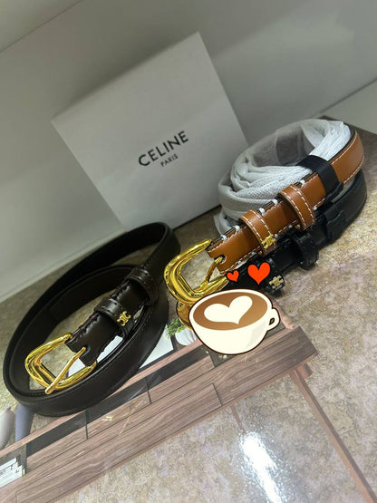 Leather belt

with box 
🎁🎁🎁

60 dhs✅

Zain190
♥️♥️♥️