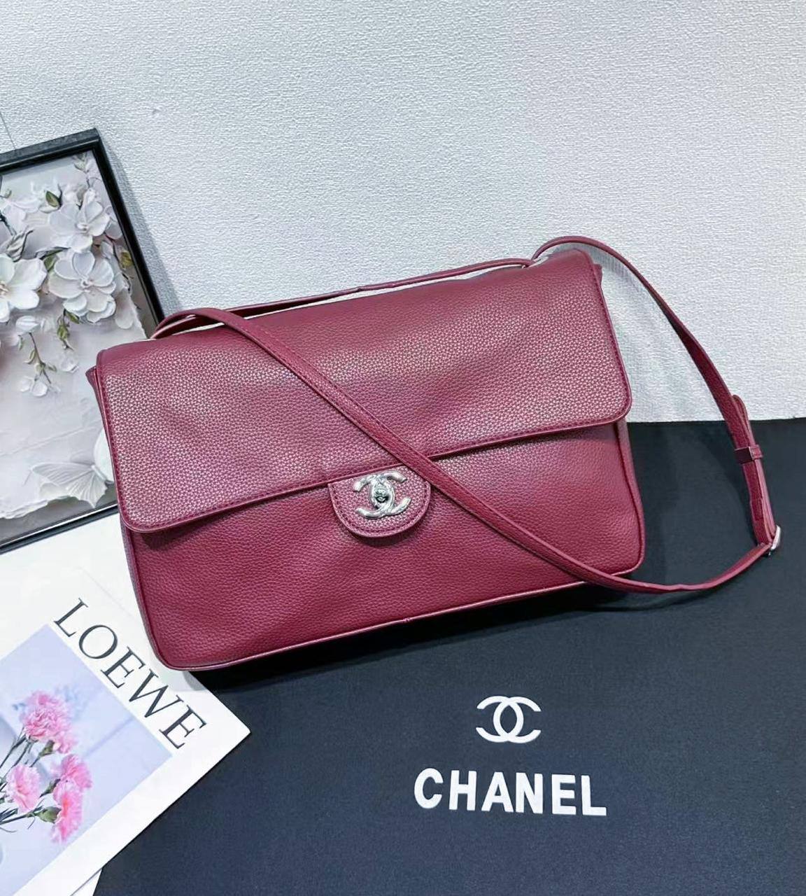 CHANEL 
COPY ONE
32cm 
220 dhs🇦🇪🇦🇪

Zain295
♥️♥️♥️