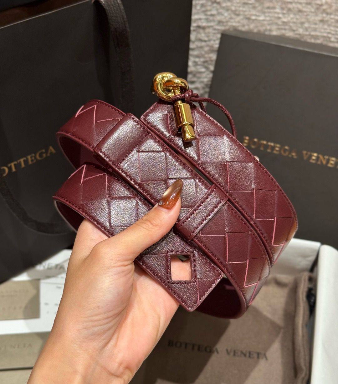 Bottega
For women
 
For Price 👇 WhatsApp✅
0568585901 
0507557372
0552275751 Owner Zain 👌

Zain164
♥️♥️♥️