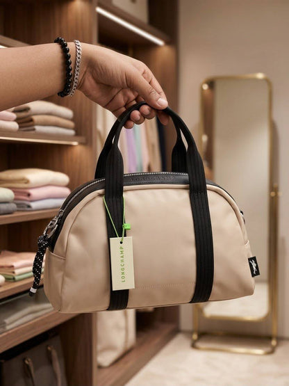 NEW CAME 🥰

LONG CHAMP 

GOOD QUALITY 

70 dhs🇦🇪🇦🇪
 Zain40
♥️♥️♥️