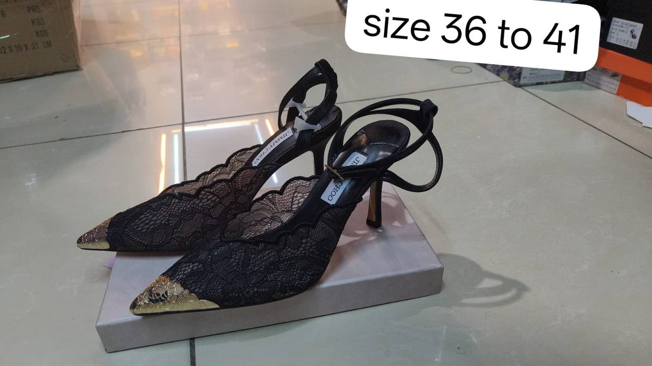 Jimmy choo

120 dhs🇦🇪🇦🇪

Zain103
♥️♥️♥️