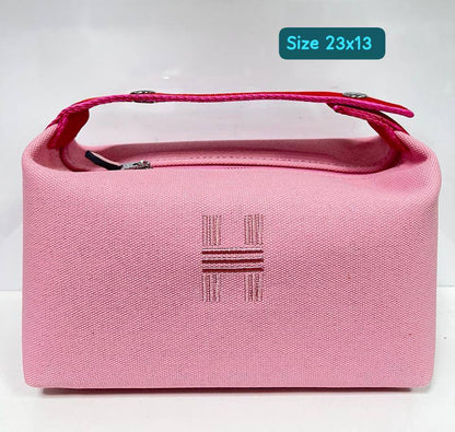 Hermes
Good quality 
with box 
🎁🎁🎁

90 dhs🪙🌨️

Zain186
♥️♥️♥️