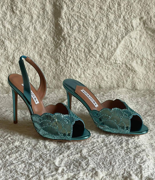 AQUAZZURA
SuperMaster Quality 💯
450 dhs🇦🇪
Size: 36-41💥

Zain198
♥️♥️♥️