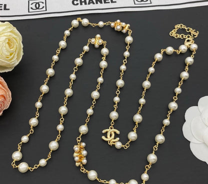 CHANEL 
Necklace 😍
Master quality 💯
With normal boxes 🗃️ 
110 dhs🇦🇪🇦🇪
With master box 📦 
130 dhs🇦🇪🇦🇪

Zain216
♥️♥️♥️