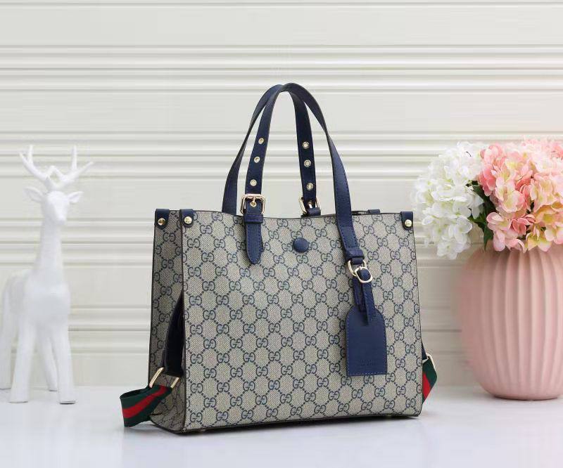 Lv & Gucci
Good Quality 
115 dhs💓

Zain250
♥️♥️♥️